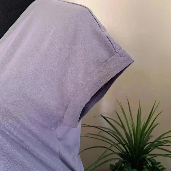 NWT Banana Republic V-neck Top Pale Purple Rolled Sleeve XS Cotton Blend Tee - Picture 5 of 13